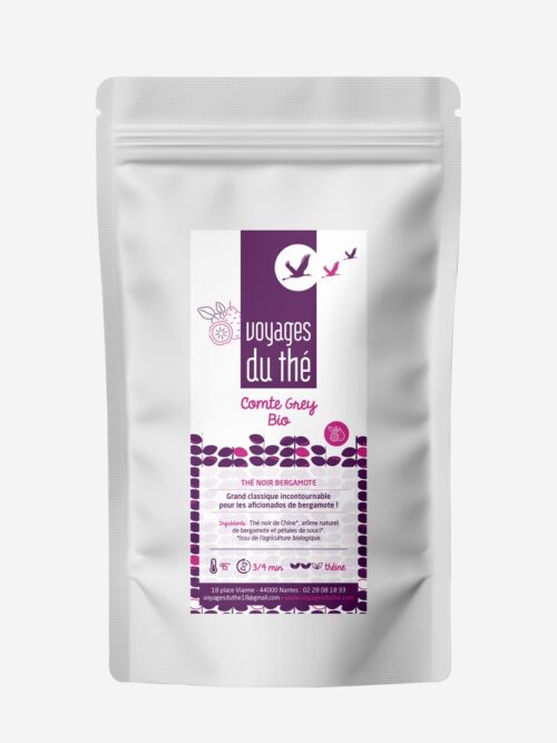 Sachet de thé noir Bio Comte Grey par Voyages du thé, un grand classique Earl Grey à l'arôme naturel de bergamote et pétales de souci.