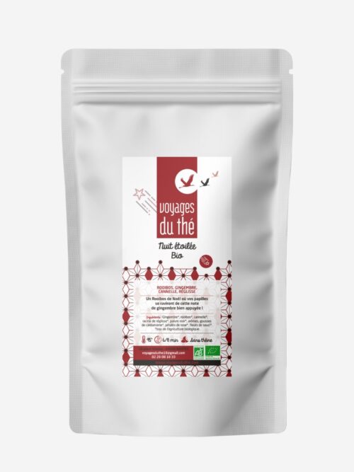 Sachet de rooibos Bio Nuit étoilée par Voyages du thé, un mélange de Noël sans théine au gingembre, cannelle et réglisse.